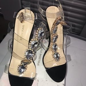 Women’s Lola shoetique heels